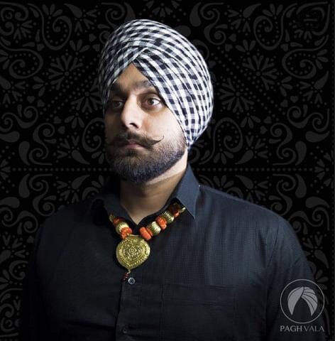 Chequered Parna - Black & White Pagh Vala 